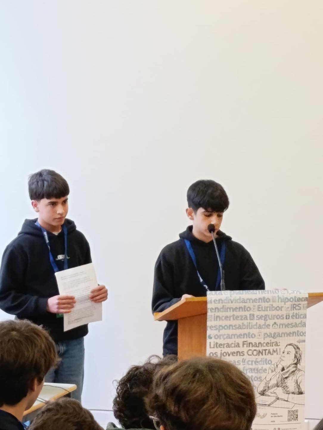 Intervenção dos alunos durante a sessão distrital